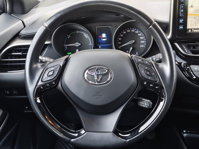 Toyota C-HR 1.8 Hybrid Dynamic | Trekhaak Afneembaar | Navi | Stoelverwarmin