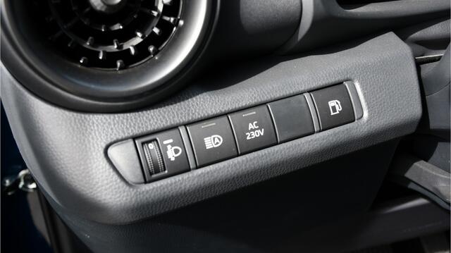 Toyota C-HR 2.0 Plug-in Hybrid 220 Dynamic Automaat 223pk | Nieuw, direct uit voorraad leverbaar! |