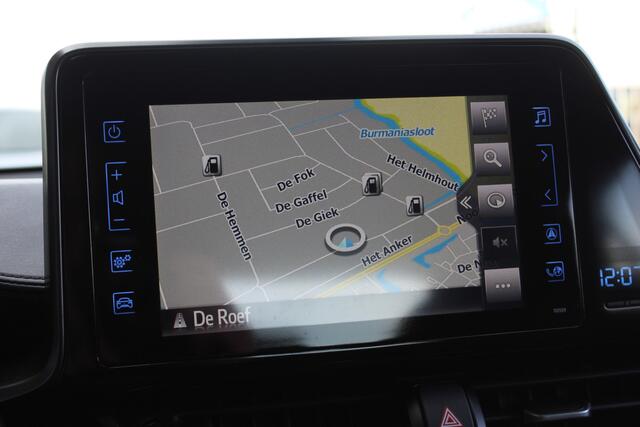 Toyota C-HR 1.2T Dynamic | Rijklaar | Trekhaak | Keyless | Clima | Adap.cruise | Navi | Bluetooth