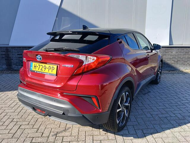 Toyota C-HR 1.8 Hybrid Premium Stoel Verwarming Ad Cruise Dode hoek detectie PDC
