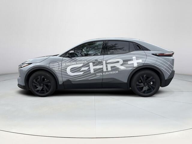 Toyota C-HR First Edition 77 kWh **STUURVERWARMING/ DODEHOEK DETECTIE/ ELEKTRONISCHE ACHTERKLEP**