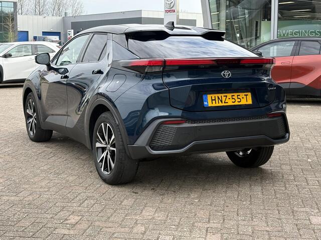 Toyota C-HR 2.0 Plug-in Hybrid 220 First Edition
