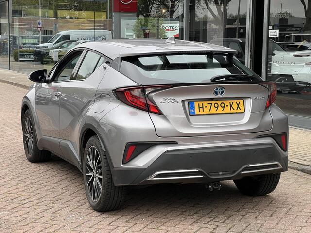 Toyota C-HR 2.0 Hybrid Dynamic Automaat 185PK | Navigatie | Achteruitrijcamera | Adaptieve Cruise Control | Trekhaak afneembaar |