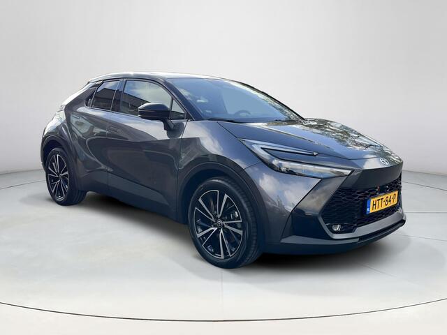 Toyota C-HR 2.0 Plug-in Hybrid 220 Executive | Two -tone lak | Carplay | Sfeerverlichting | 19 inch LM-velgen | Stoel- + stuurverwarming |