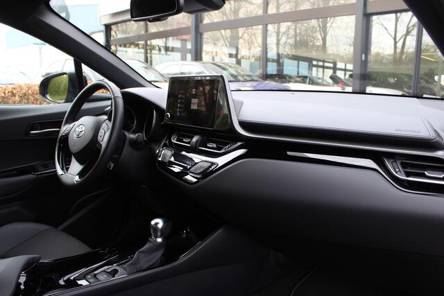 Toyota C-HR 1.8 Hybrid Dynamic | Rijklaar | Trekhaak | Apple/Android | Camera | Adap. Cruise | Clima | DAB+ | PDC | Blind Spot