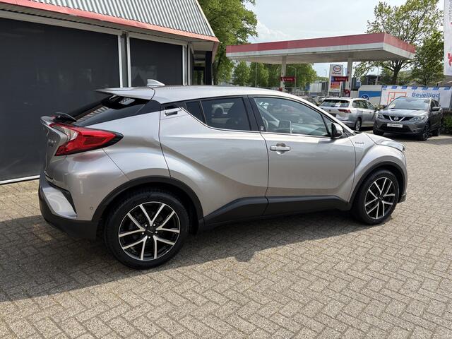 Toyota C-HR 1.8 Hybrid Dynamic NIEUWE SET WIELEN