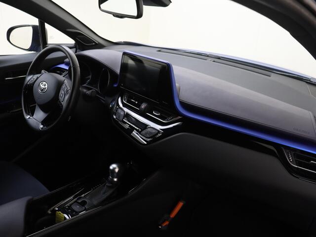 Toyota C-HR 1.8 Hybrid Bi-Tone Plus | airco automatisch | cruise control adaptief | dodehoek detectie | LED koplampen | lichtmetalen velgen 18" | navigatiesysteem full map | voorstoelen verwarmd |