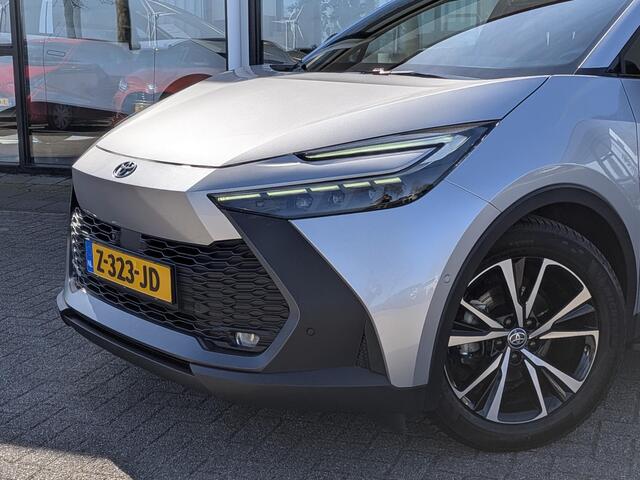Toyota C-HR 1.8 Hybrid 140 First Edition | Treeplanken | Trekhaak | All-Season | 360 cam. | Dodehoek | Elek. achterklep | PDC V+A | Prisma-LED
