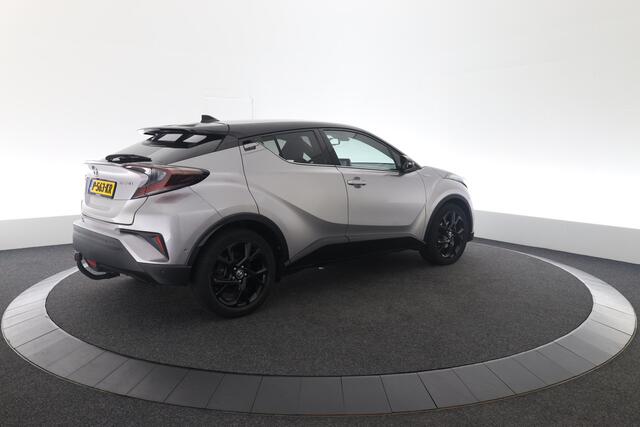 Toyota C-HR 1.8 Hybrid Bi-Tone | Trekhaak | Lederen bekleding