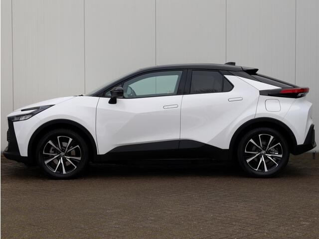 Toyota C-HR 2.0 PHEV 220 Dynamic | Bi-Tone | Stuurwielverwarming | Dodehoek