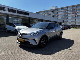 toyota-c-hr-1.8-hybrid-bi-tone-trek