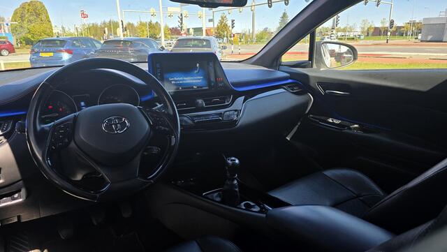 Toyota C-HR 1.2 Bi-Tone |Stoel&Stuurverwarming|Leder|Cruise
