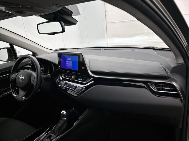 Toyota C-HR 1.8 Hybrid Dynamic | 1e Eigenaar | Unieke kleur | Navigatie | Facelift Model | Camera | Onderweg-naar-dealer