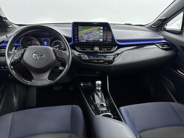 Toyota C-HR 1.8 Hybrid Bi-Tone Plus | trekhaak | Navigatie | chrome pakket |