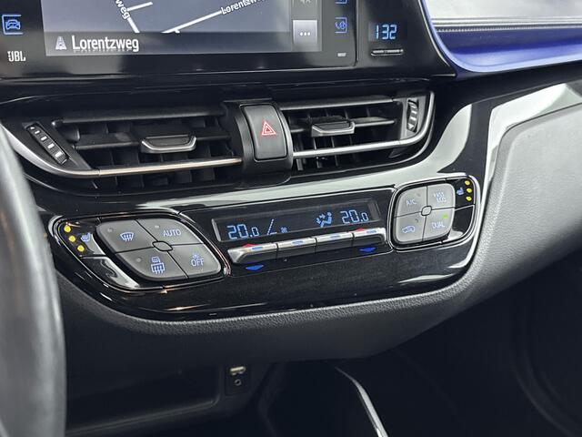 Toyota C-HR 1.8 Hybrid Bi-Tone Plus | trekhaak | Navigatie | chrome pakket |