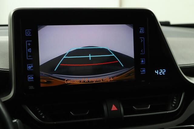 Toyota C-HR 1.8 Hybrid Premium | Stoelverwarming | Camera | Adaptieve Cruise Control | Lichtmetalen Velgen | Parkeersensoren |