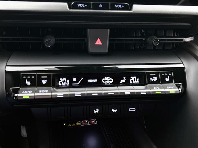 Toyota C-HR 1.8 Hybrid 140 Business Plus Limited + | Electrische achterklepbediening | Stuur en stoelverwarming | Onderweg-naar-dealer
