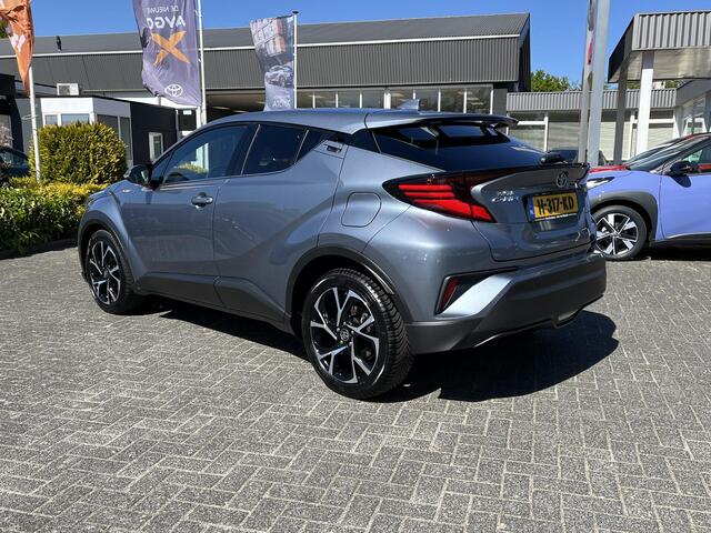 Toyota C-HR 1.8 Hybrid First Edition | Carplay | JBL audio | Stoelverwarming | LED koplampen | Keyless entry