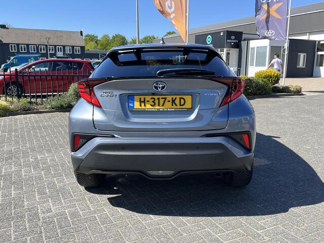 Toyota C-HR 1.8 Hybrid First Edition | Carplay | JBL audio | Stoelverwarming | LED koplampen | Keyless entry