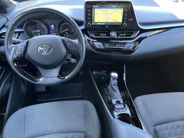 Toyota C-HR 1.8 Hybrid First Edition | Carplay | JBL audio | Stoelverwarming | LED koplampen | Keyless entry