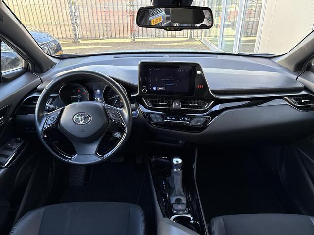 Toyota C-HR 1.8 Hybrid Executive **DODEHOEK DETECTIE/ PARKEERSENSOREN/ STOELVERWARMING**