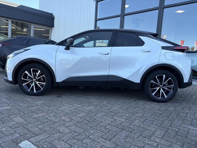 Toyota C-HR 2.0 Plug-in Hybrid 220 First Edition