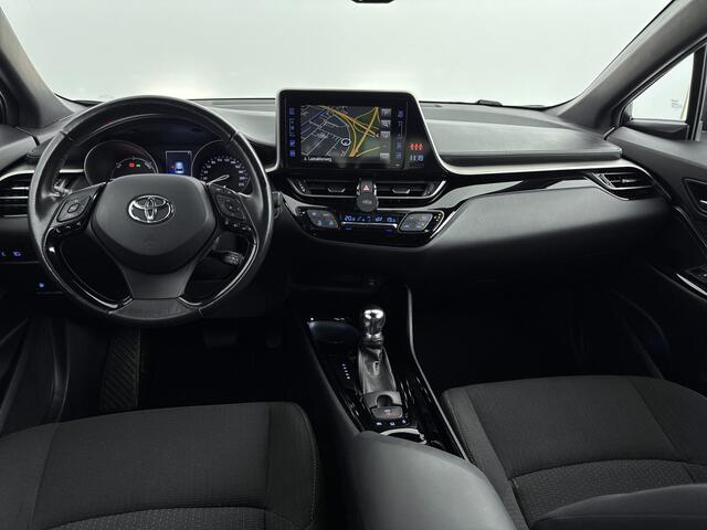 Toyota C-HR 1.8 Hybrid Dynamic Trekhaak | Lichtmetalen Velgen 18'' | Parkeercamera | Stoelverwarming | Navi |
