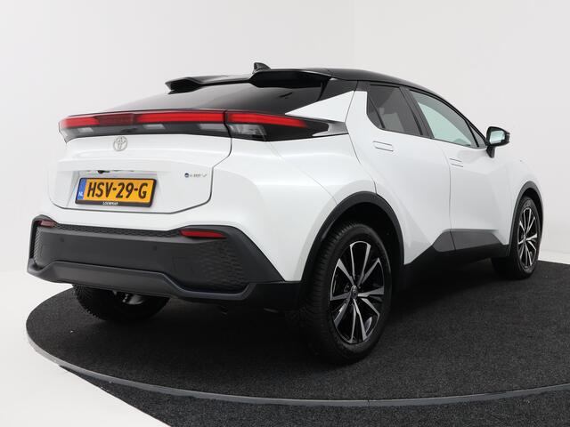 Toyota C-HR 1.8 Hybrid 140 Dynamic | Navigatie | PDC |