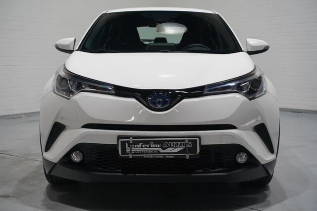 Toyota C-HR 1.8 Hybrid Active navigatie 1e eigen. cruise-controle 17"-lmv drivers-assist PDC v+a ECC camera bleutooth DAB stuurbediening stoelverwarming