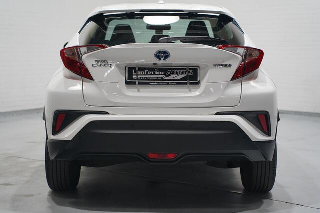 Toyota C-HR 1.8 Hybrid Active navigatie 1e eigen. cruise-controle 17"-lmv drivers-assist PDC v+a ECC camera bleutooth DAB stuurbediening stoelverwarming