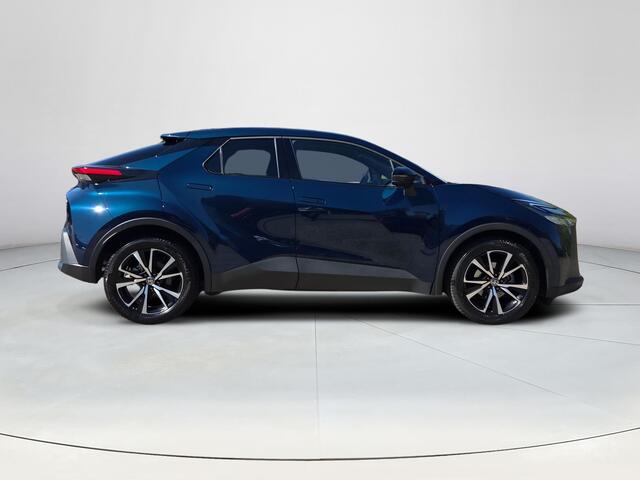 Toyota C-HR 1.8 Hybrid 140 Dynamic | Apple CarPlay | Blindspot | Rijklaar incl. garantie |