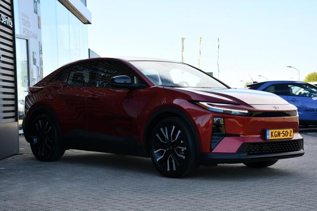 Toyota C-HR First Edition 77 kWh automaat 224pk | DEMO-auto | 20 inch velgen | Snel leverbaar |