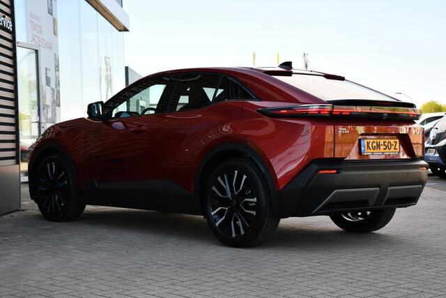 Toyota C-HR First Edition 77 kWh automaat 224pk | DEMO-auto | 20 inch velgen | Snel leverbaar |
