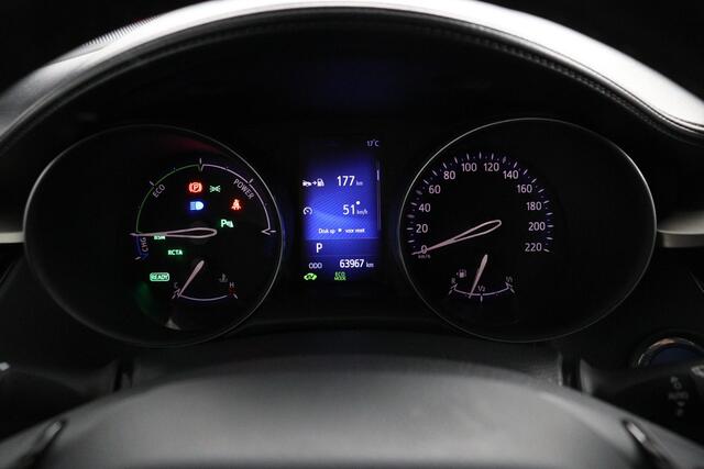 Toyota C-HR 1.8 Hybrid Executive Ultimate | Trekhaak | Stoel / Stuurverwarming | Parkeersensoren |