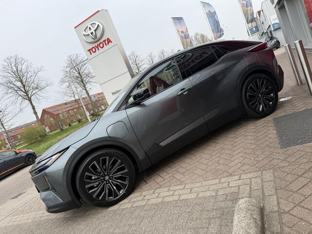 Toyota C-HR Executive AWD 77 kWh