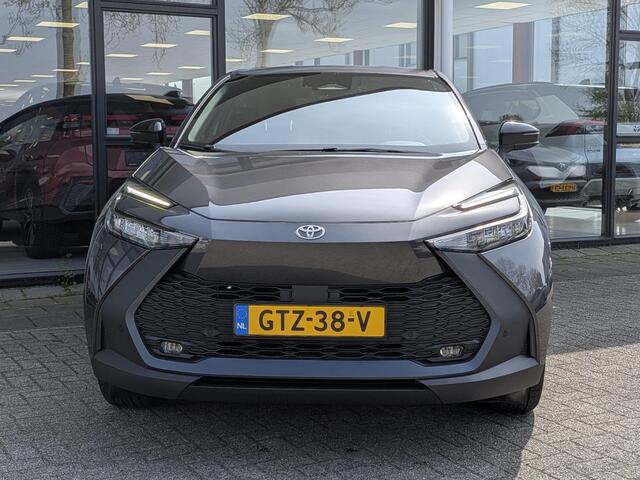 Toyota C-HR 2.0 Plug-in Hybrid 220 Dynamic | Stoel- Stuurverwarming | Dodehoek | PDC V+A | Camera | Navi
