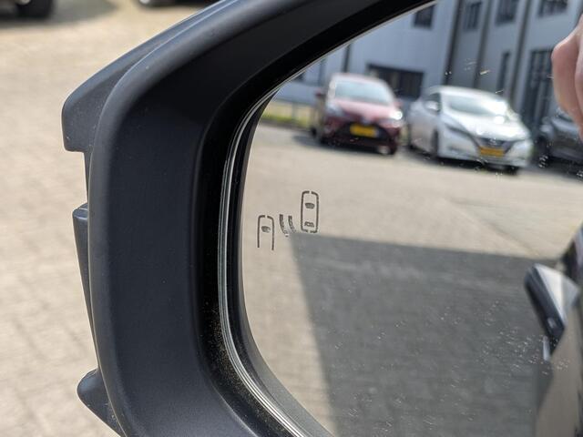 Toyota C-HR 2.0 Plug-in Hybrid 220 Dynamic | Stoel- Stuurverwarming | Dodehoek | PDC V+A | Camera | Navi
