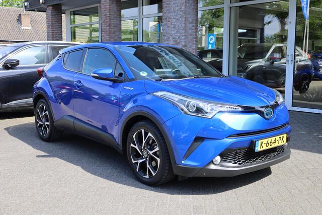 Toyota C-HR 1.8 Hybrid Dynamic Sport TREKHAAK-AFN STOELVERW. CAMERA 2XPDC CRUISE NAVI CLIMA 18'LMV