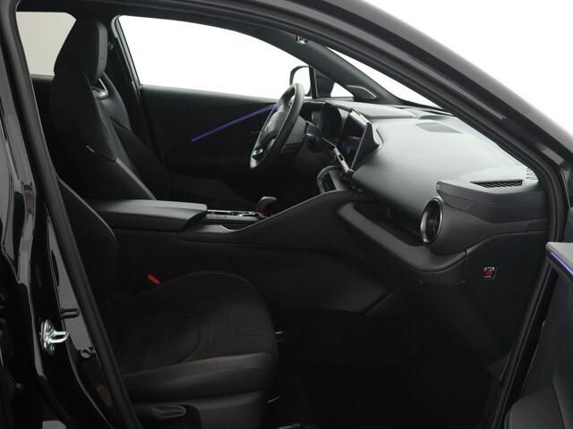 Toyota C-HR 2.0 Plug-in Hybrid 220 Black Edition | GR Sport | Navigatie | BLS | PDC |