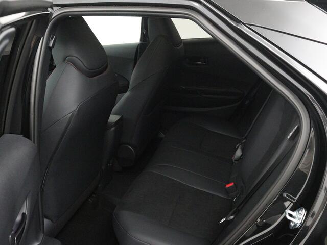 Toyota C-HR 2.0 Plug-in Hybrid 220 Black Edition | GR Sport | Navigatie | BLS | PDC |