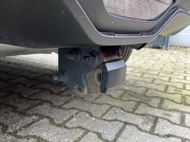 Toyota C-HR 1.8 Hybrid Style Trekhaak Afneembaar