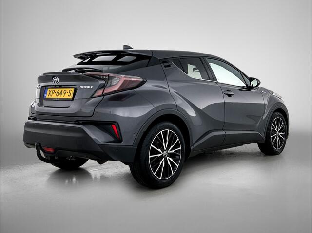 Toyota C-HR 1.8 Hybrid Executive | Stuur en stoel verwarming |
