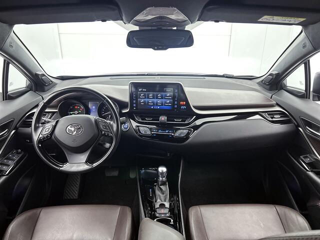 Toyota C-HR 1.8 Hybrid Executive | Stuur en stoel verwarming |