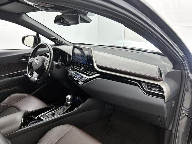 Toyota C-HR 1.8 Hybrid Executive | Stuur en stoel verwarming |