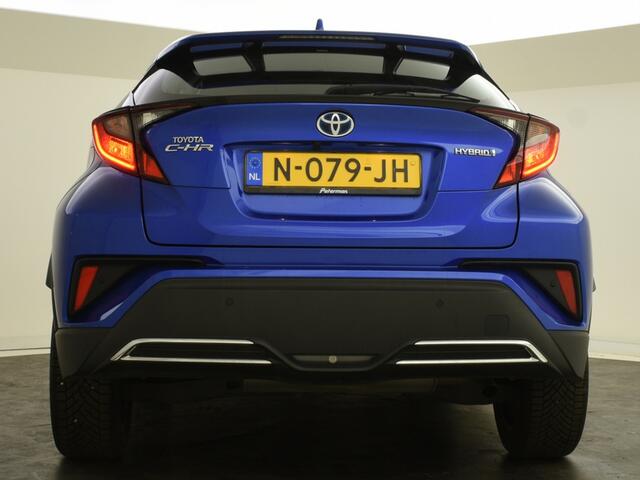 Toyota C-HR 2.0 Hybrid Dynamic | PDC V+A | Navigatie | Adapt. cruise |
