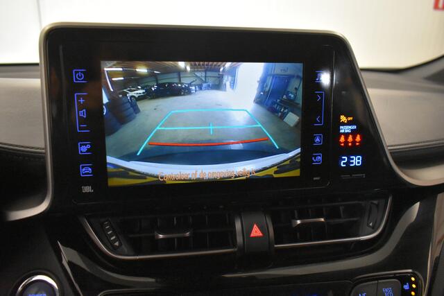 Toyota C-HR 1.8 Hybrid Style JBL Sount Camera Dhoek Stoel+Stuurverwarming Dealer onderhouden