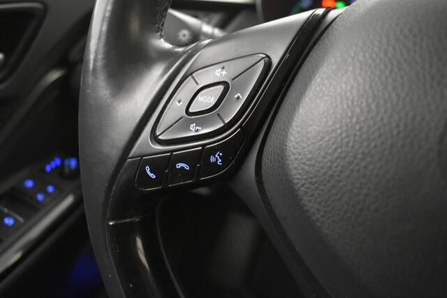 Toyota C-HR 1.8 Hybrid Style JBL Sount Camera Dhoek Stoel+Stuurverwarming Dealer onderhouden