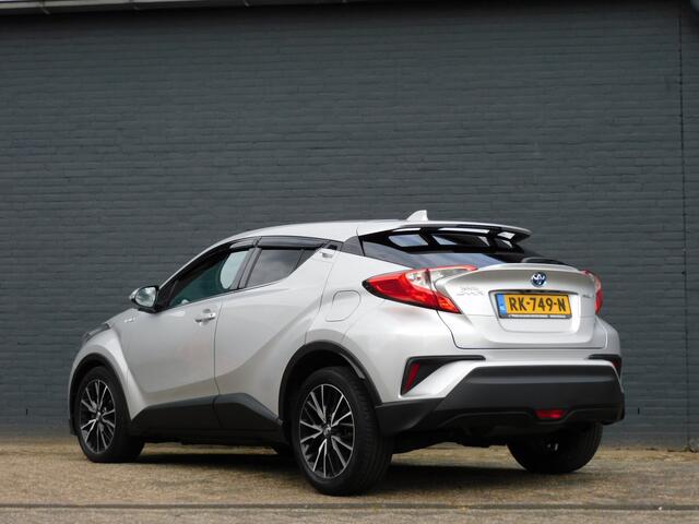 Toyota C-HR 1.8 Hybrid Dynamic TOPSTAAT! CAMERA! STOELVERWARMING! 4X ALL SEASON! NAVI! BLUETOOTH! CRUISE! LM VELGEN!