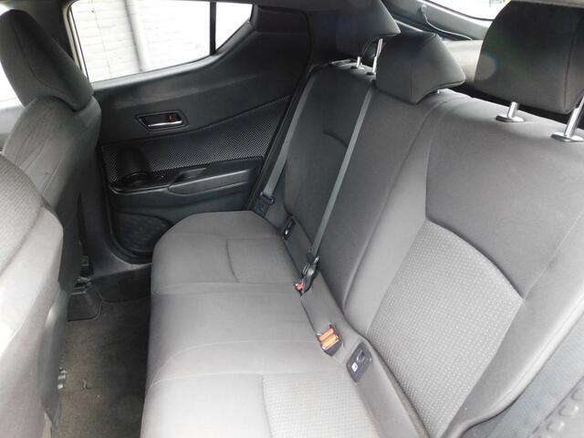 Toyota C-HR 1.8 Hybrid Dynamic TOPSTAAT! CAMERA! STOELVERWARMING! 4X ALL SEASON! NAVI! BLUETOOTH! CRUISE! LM VELGEN!