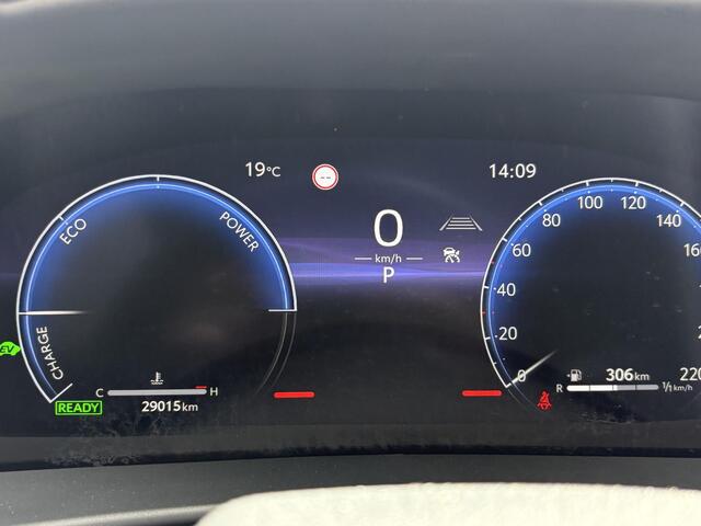 Toyota C-HR 1.8 Hybrid 140 Executive **360 CAMERA/ JBL/ PANORAMADAK/ 36 MAANDEN GARANTIE**